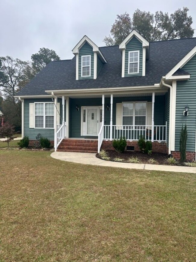 Building Photo - 3 Bed/ 3 Bath & Finished Bonus Room In CBA...