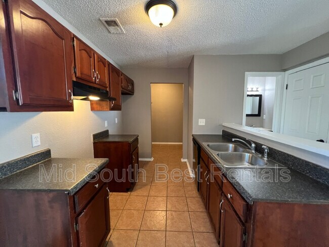 Foto del edificio - 2870 St Elmo Ave