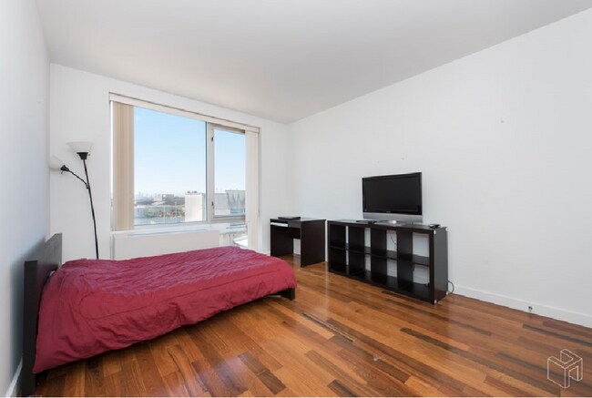 Building Photo - 2BR Rental W/Private Terrace In LIC!