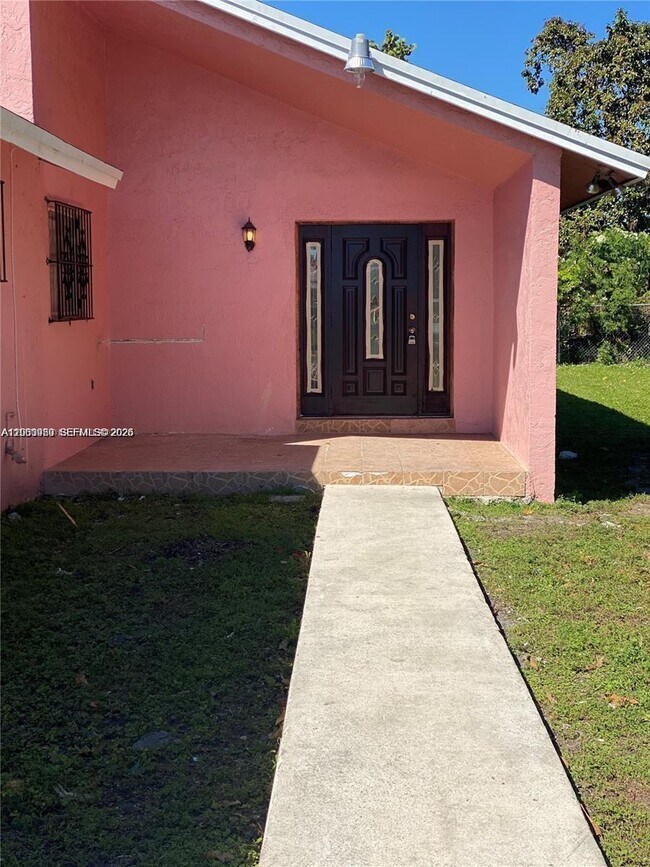 Foto del edificio - 2175 NW 104th St