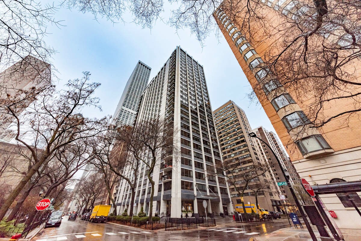 Foto principal - 222 E Pearson St