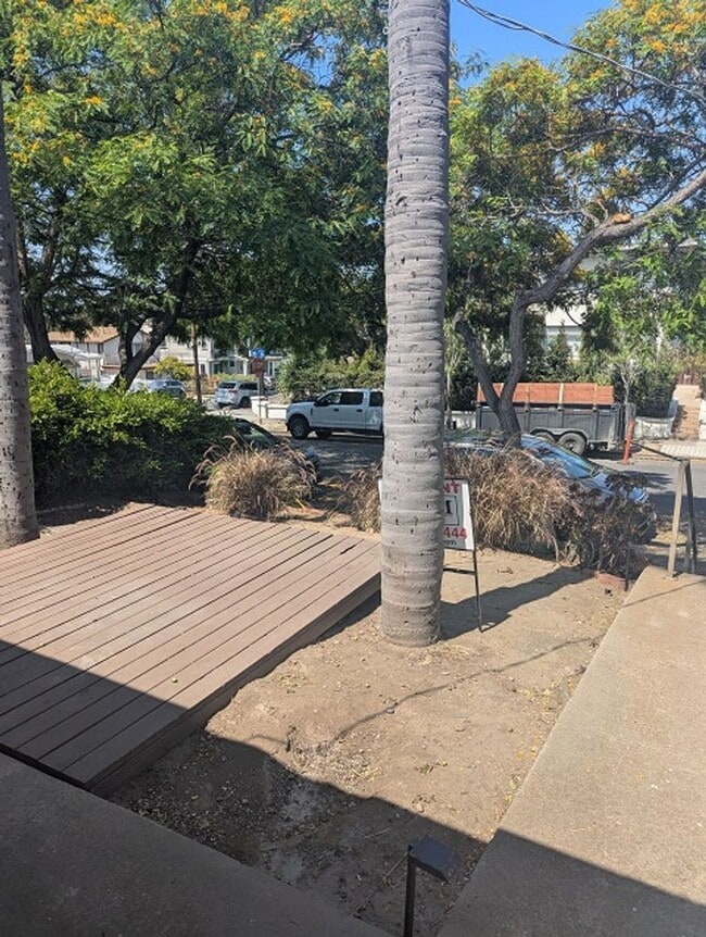 Building Photo - Single Story Duplex in San Diego; Trash Paid!