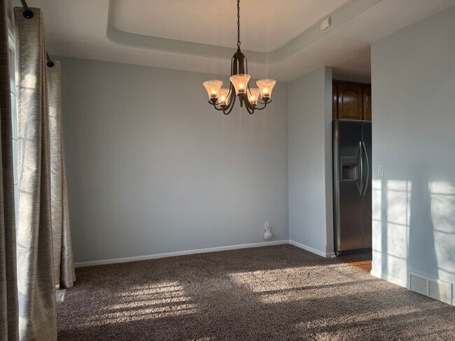 Foto del edificio - Spacious Papillion home with modern comfor...