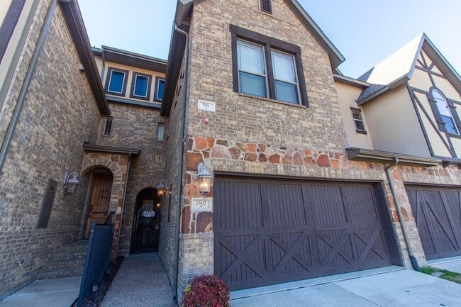 Photo - 1605 Brook Glen Dr Townhome