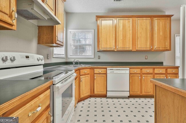 Building Photo - 12241 Crestwood Ct