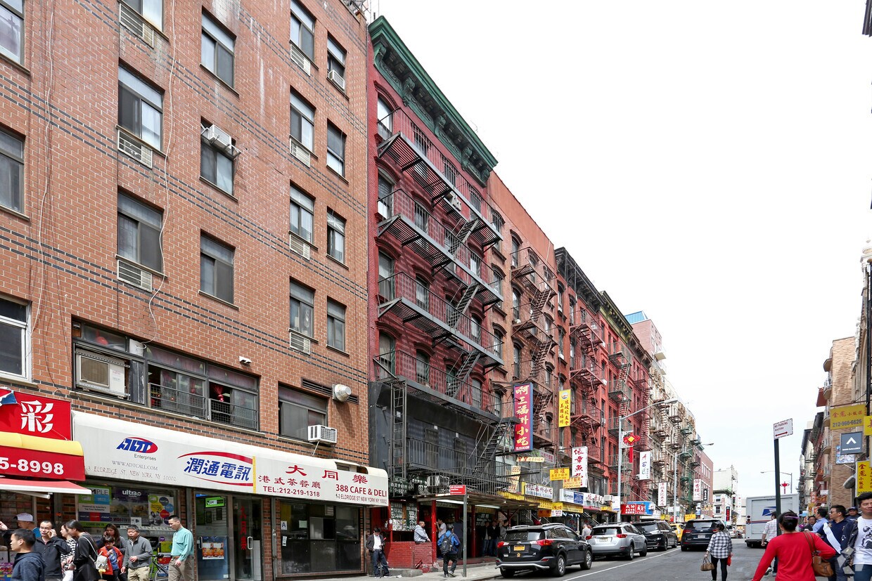 Building Photo - 5 Eldridge St