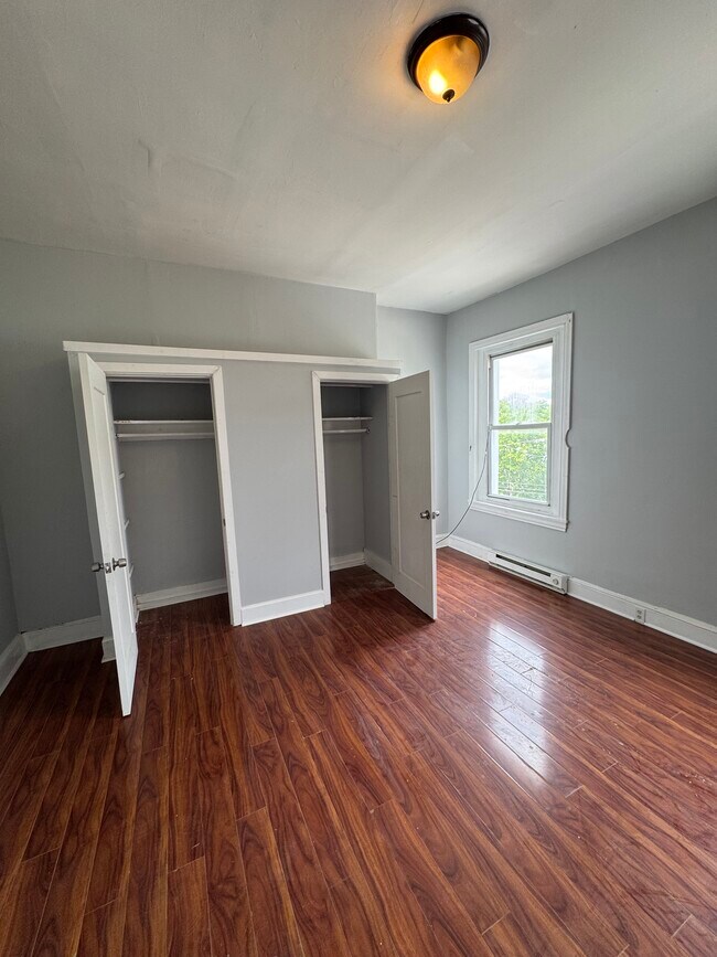 Foto del edificio - 2121 N 22nd St