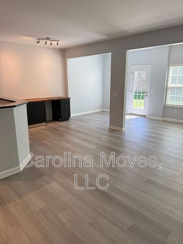 Building Photo - 479 Woodbark Ct