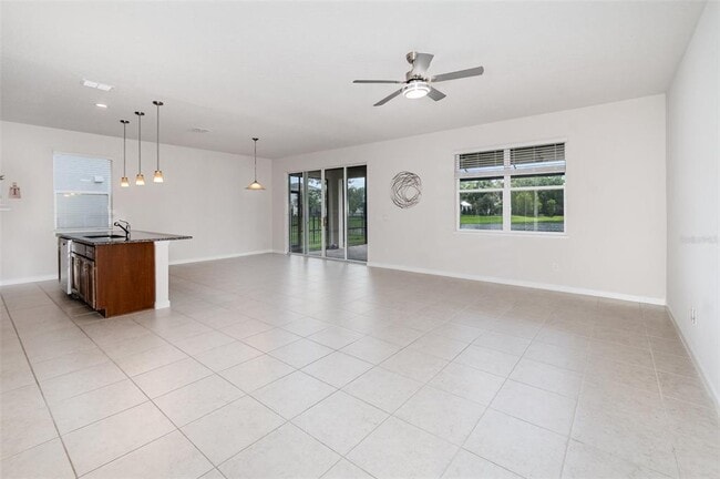 Building Photo - 3619 Voyager Ln