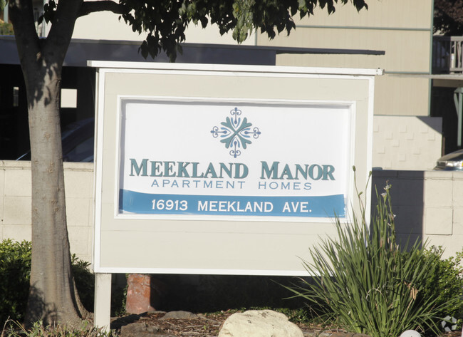 Foto del edificio - Meekland Manor