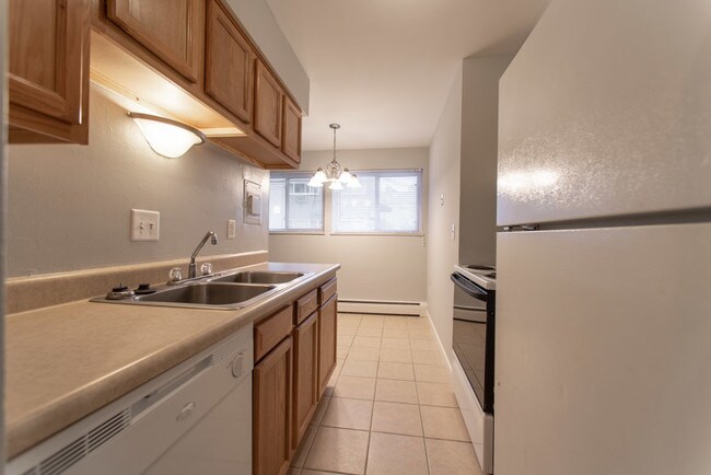 The Aristo Apartments Cincinnati Oh Apartments Com