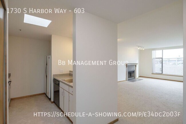 Foto del edificio - 1730 S Harbor Way
