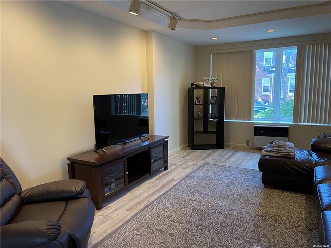 Foto del edificio - 78-27 75th St