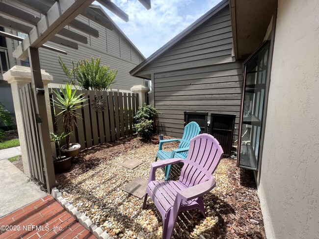 Building Photo - 108 Cranes Lake Dr