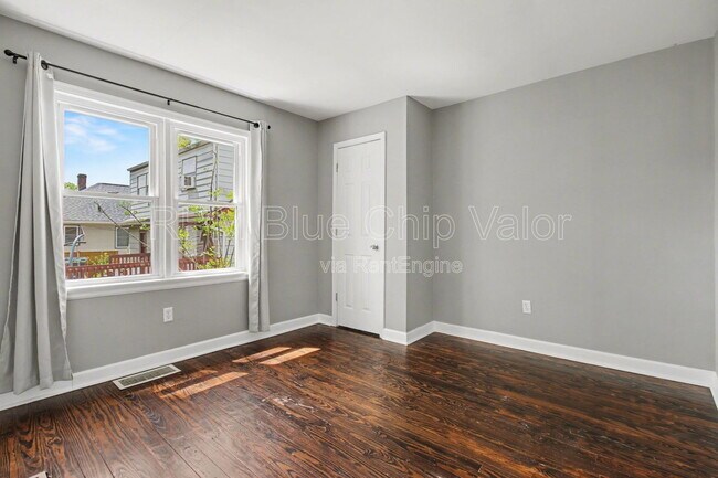 Foto del edificio - 7670 Pippin Rd
