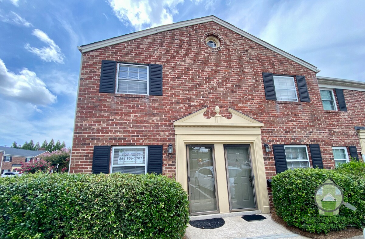 Foto principal - 2530 E North St