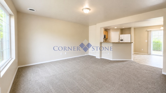 Building Photo - 2678 N Kelsan Ave
