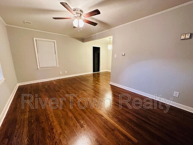 Foto del edificio - 4053 Shirley Dr