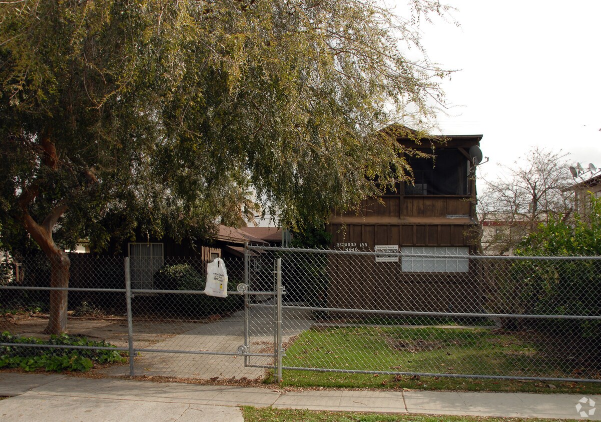 Primary Photo - 4640 Vista Del Monte Ave