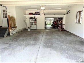 Building Photo - 235 Old Lyme Dr