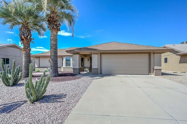 Foto del edificio - 14227 W Yosemite Dr