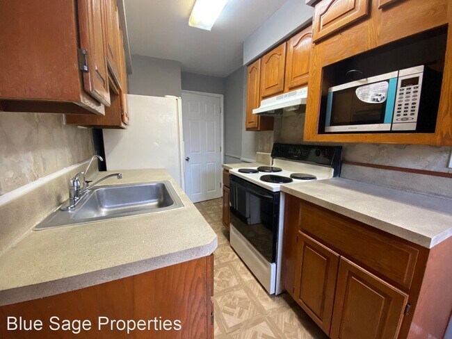 Foto del edificio - 4 br, 2 bath House - 756 Taylor Dr
