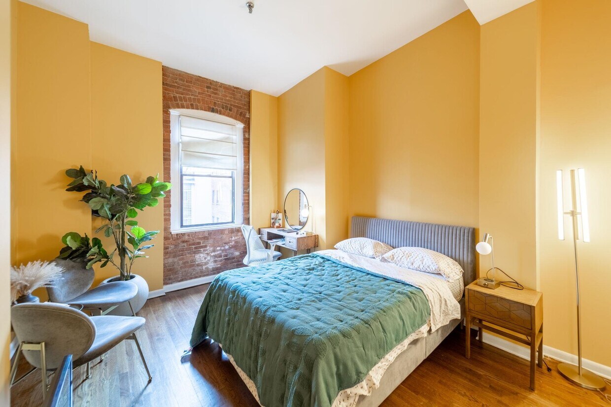 Foto principal - 158 Wayne St