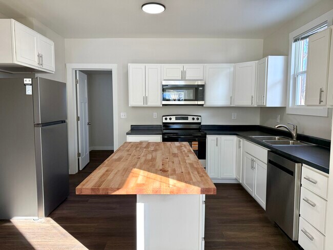 Foto del edificio - 427 Jefferson St