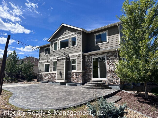 Foto del edificio - 5 br, 4.5 bath House - 3138 McCracken Ln