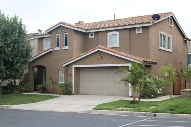 Building Photo - 28383 Adrienne St