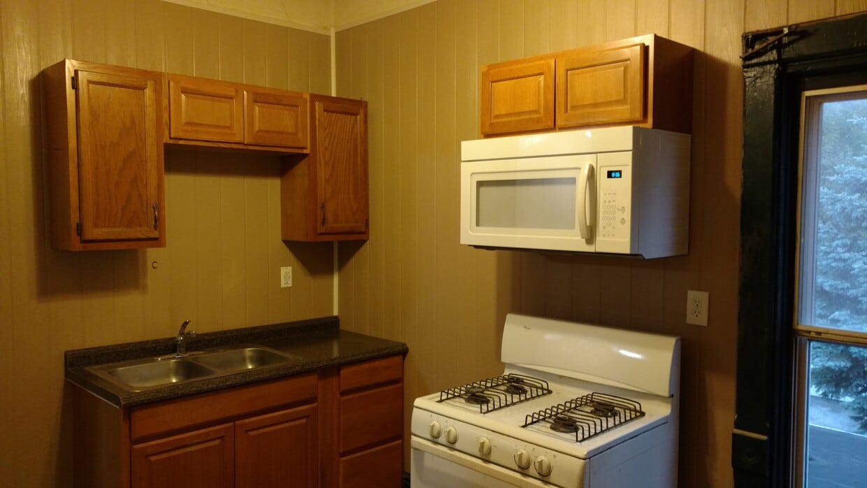 Kitchen - 131 Jackson St