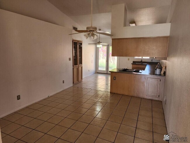 Foto del edificio - 2222 E 27th Ln