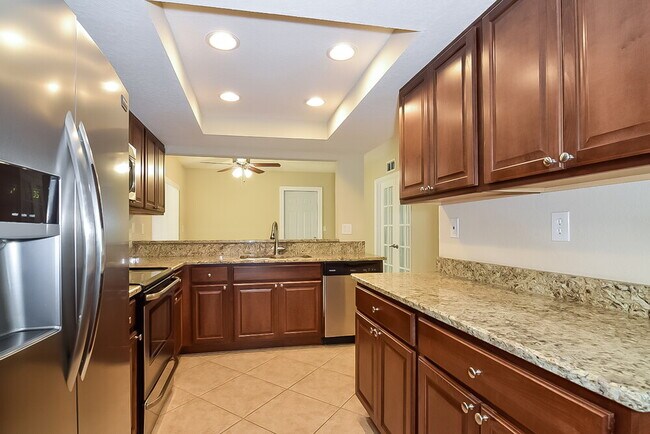 Foto del edificio - 4404 Sawgrass Blvd