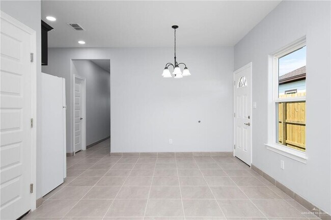 Foto del edificio - 2328 N Vly Cir