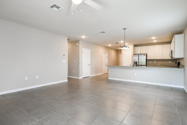 Foto del edificio - 1851 Superior Ct