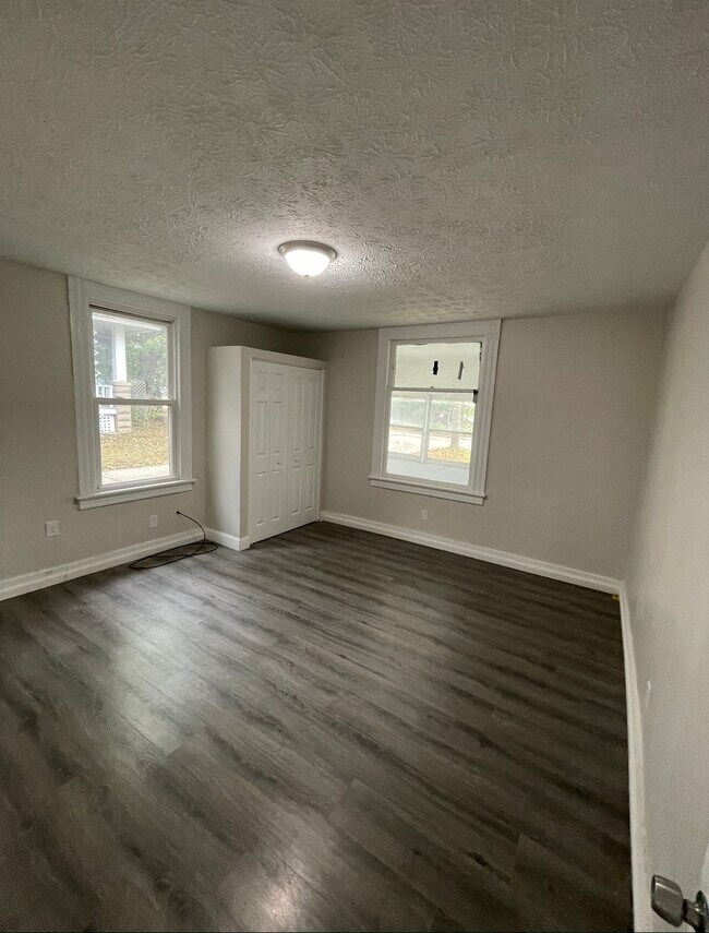 Foto del edificio - 37 Magnolia Ave