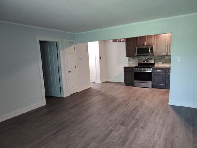 Foto del edificio - 7840 W 103rd St