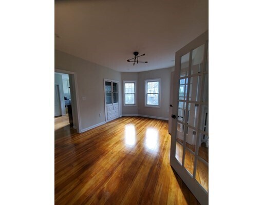 Building Photo - 100 Tyndale St