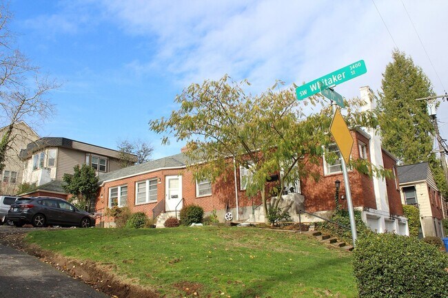 Foto del edificio - 1103-1133 SW Whitaker St