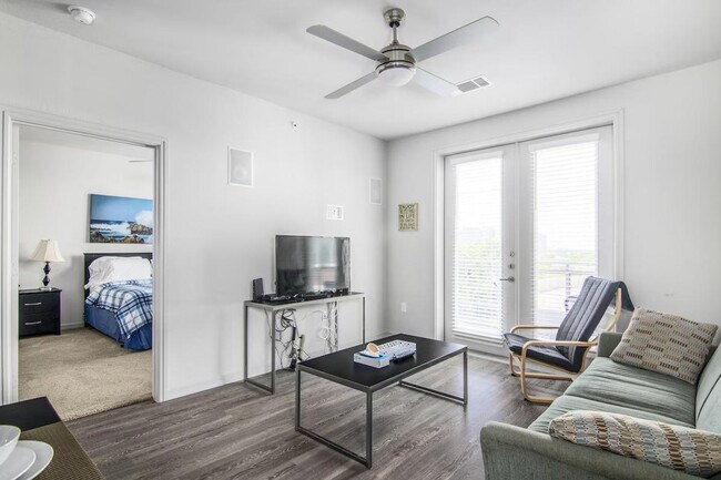Foto del edificio - 4131 McKinney Ave