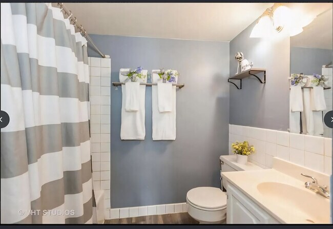 Foto del edificio - 5S066 Pebblewood Ln