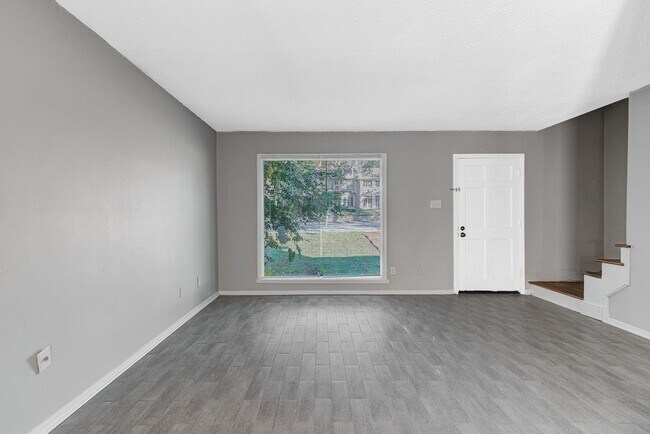 Building Photo - 2291 Madison Ave