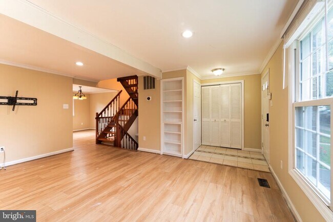 Building Photo - 5514 Whitfield Ct