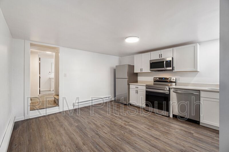 Foto principal - 3316 Brighton Rd