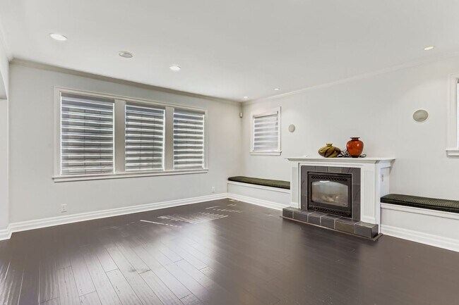 Building Photo - 4bd/3.25ba Kirkland house