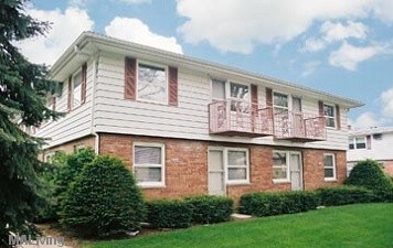 Building Photo - 2400 Calypso Rd