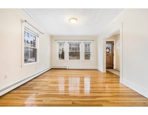 Building Photo - 262 Minot St