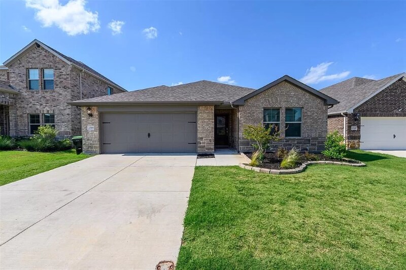1709 Berry Rdg Trl, Krugerville, TX 76227 House Rental in Krugerville