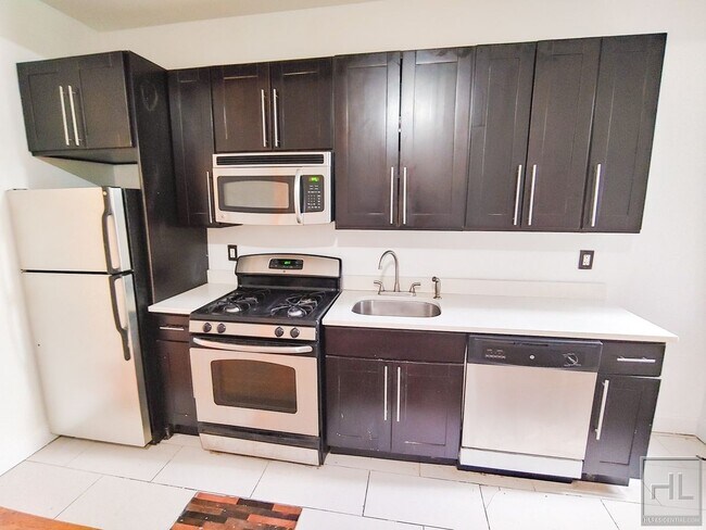 Foto del edificio - WEST 135 STREET