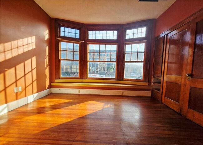 Foto del edificio - 494 Exchange St